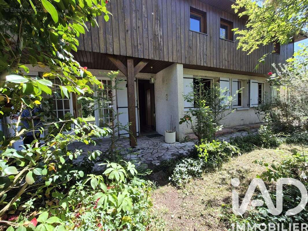 Photo 2 - Maison à NONTRON