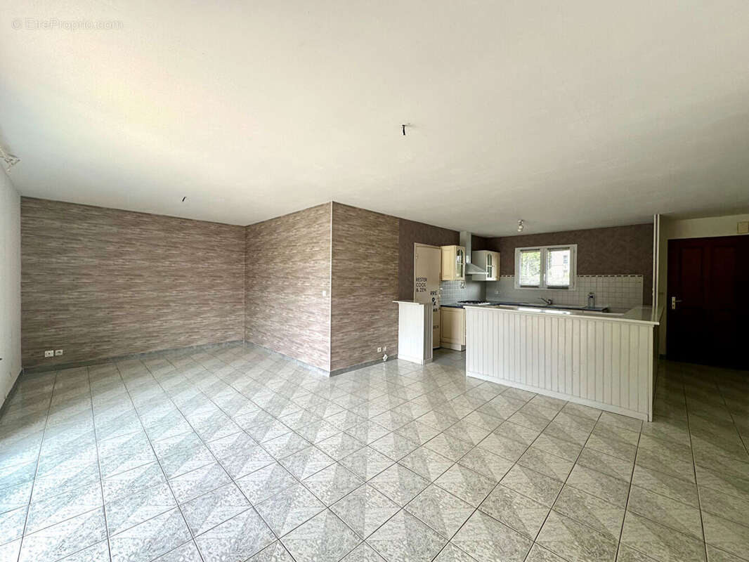 Maison 90 m² à Terce  - photo 4