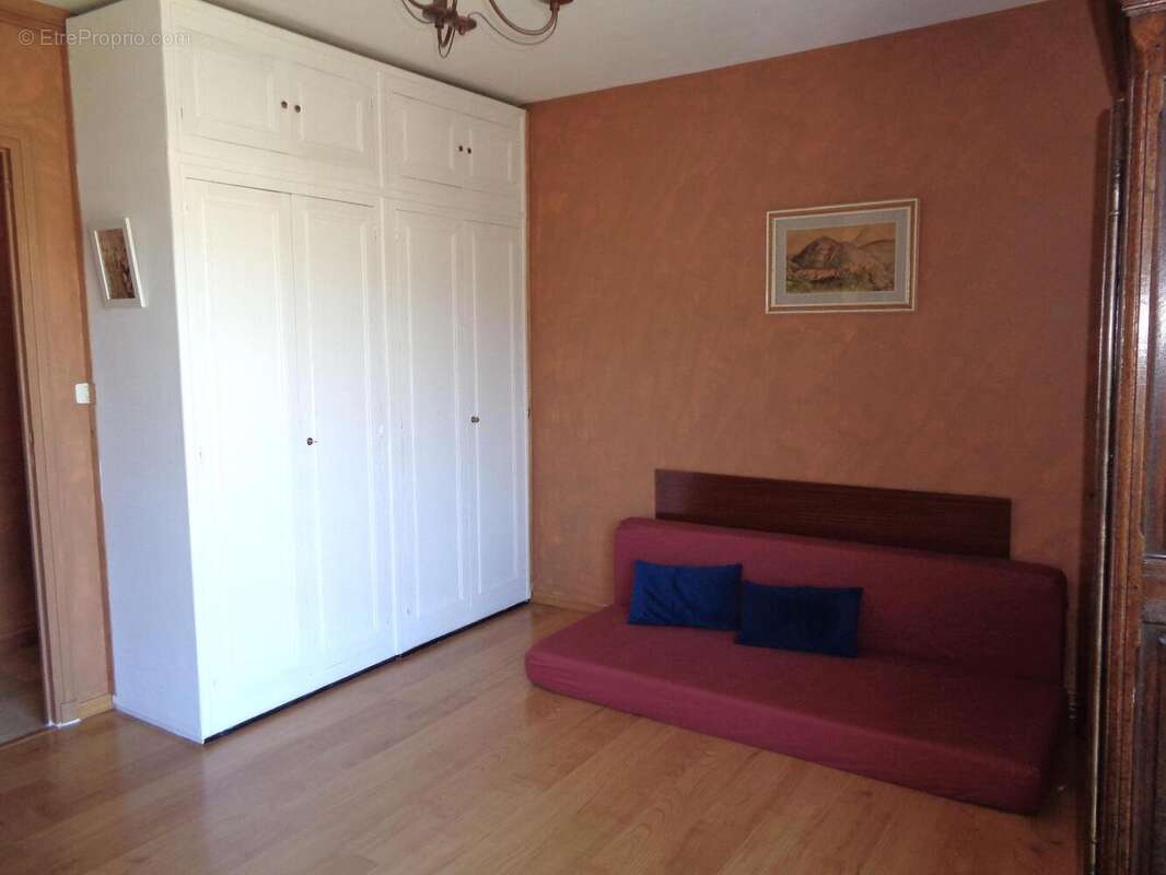   - Appartement à DRAGUIGNAN