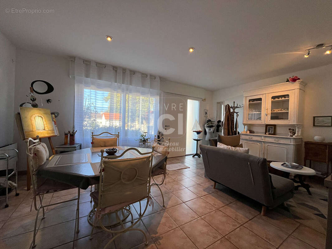 Appartement à SAINT-MICHEL-CHEF-CHEF