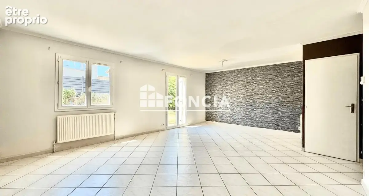 Maison 4 pièces de 90 m² avec jardin et garage – secteur Fondbonnière à L'Isle d'Abeau - photo 3