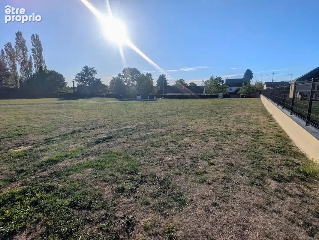 Photo Terrain à Saint-Martin-D'heuille au prix de 79 600€