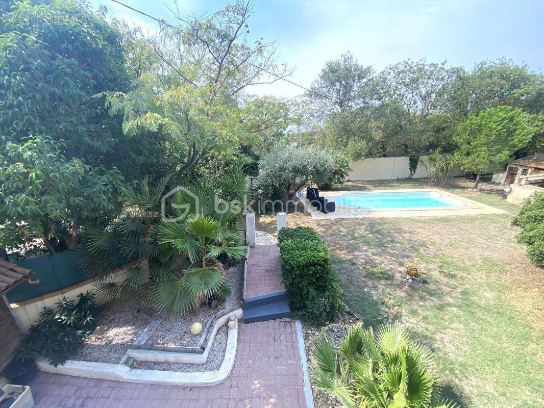 Maison à SAINT-GILLES