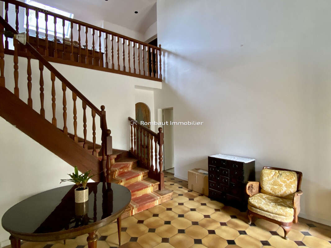 Maison à LA CELLE-SAINT-CLOUD