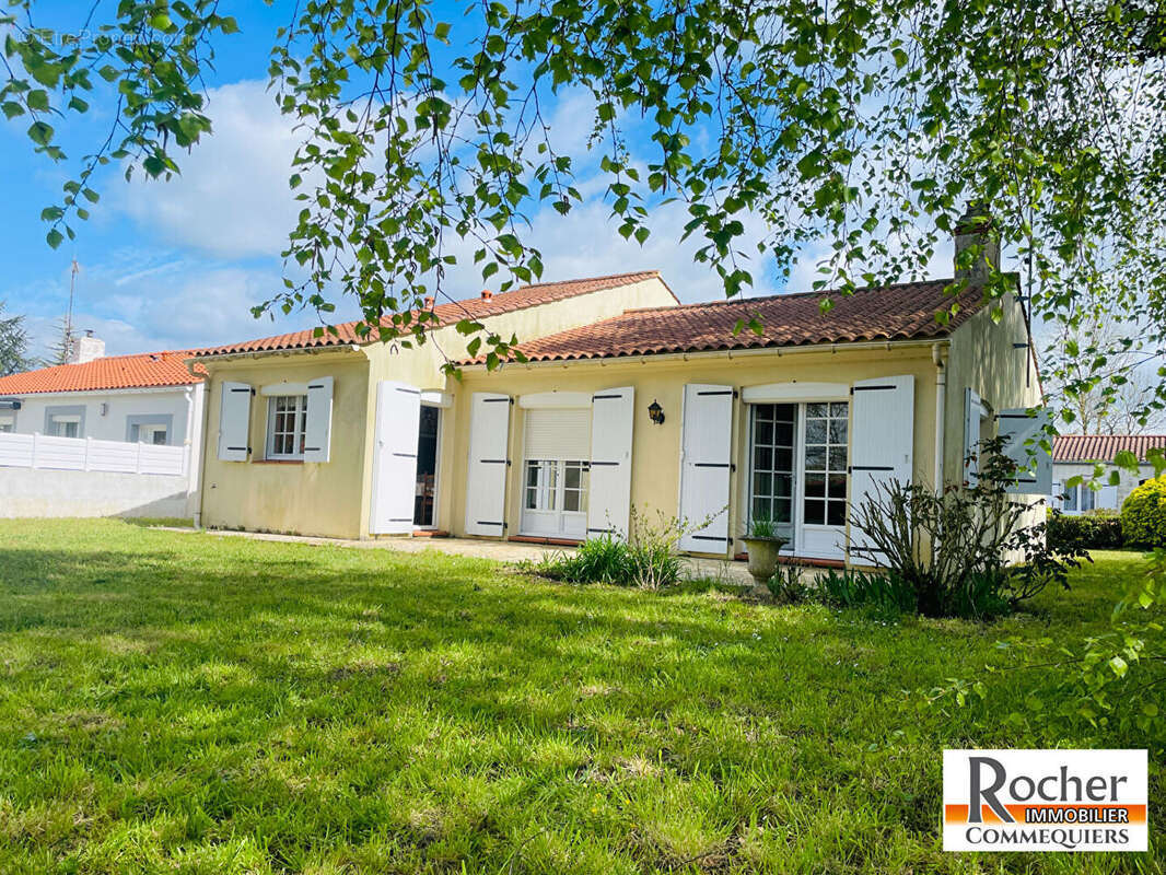 Maison à COMMEQUIERS