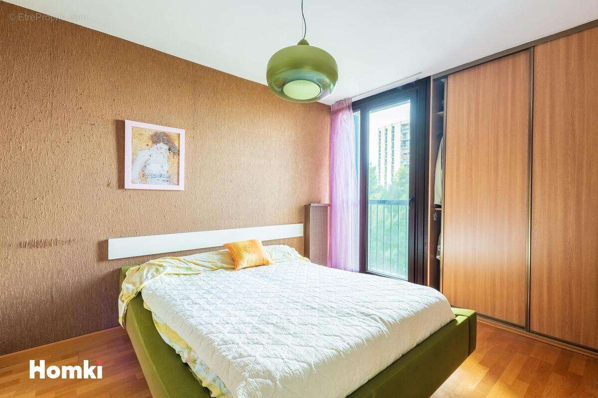 Appartement à MARSEILLE-8E