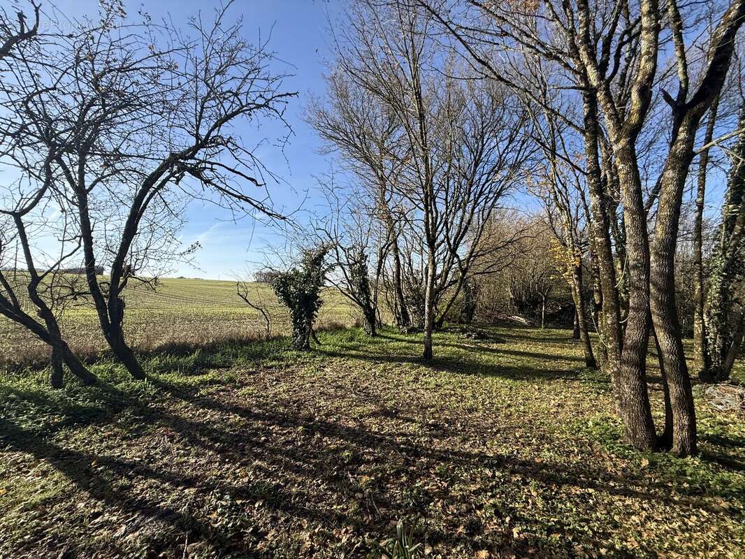 Maison à SAINT-FRAIGNE