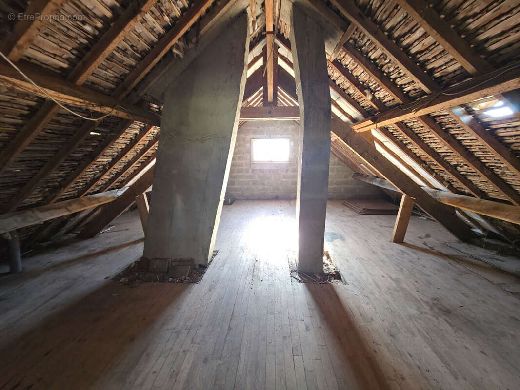 Maison à SAINT-MARTIN-DU-VIEUX-BELLEME