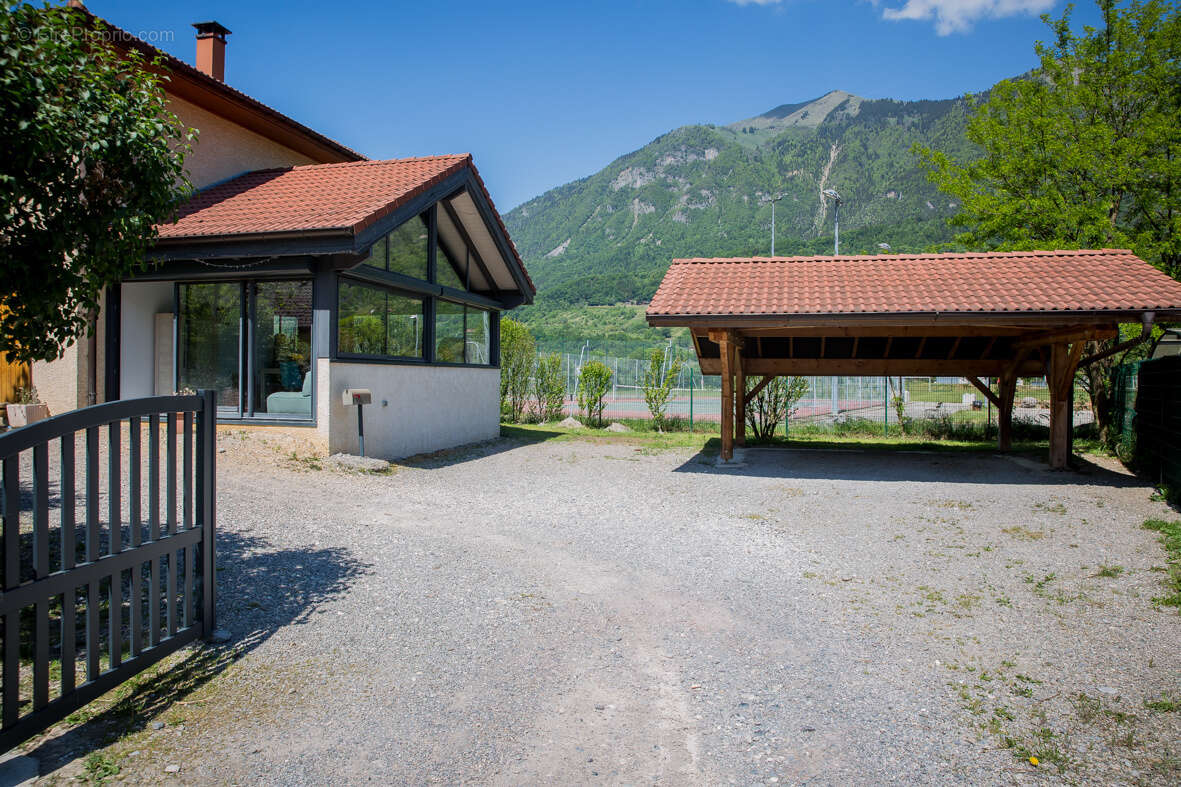 Maison à BONNEVILLE