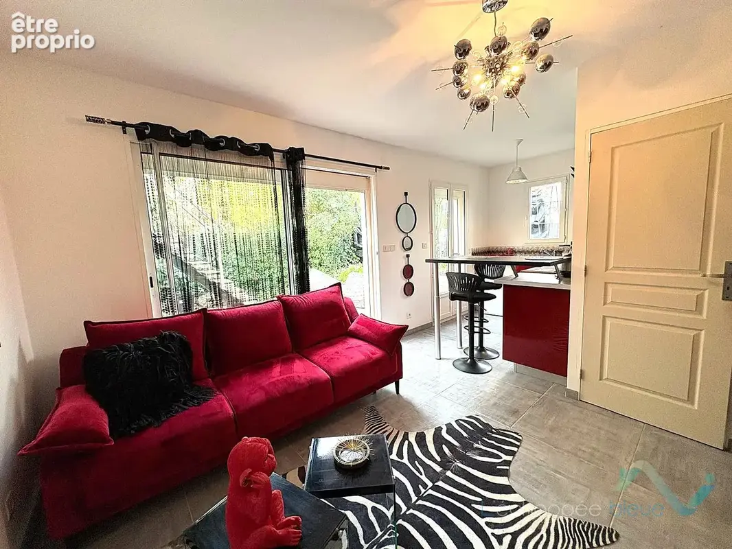 Vente maison T5 avec piscine sur un terrain d'environ 509m2 à Cogolin - photo 15
