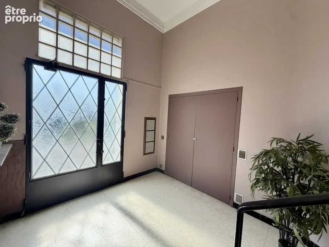 Appartement lumineux avec balcon sur le canal du Midi et deux places de stationnement - photo 18