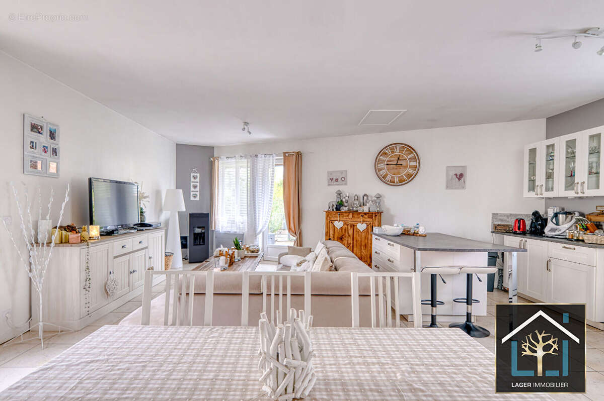 Appartement à VILLARS-LES-DOMBES