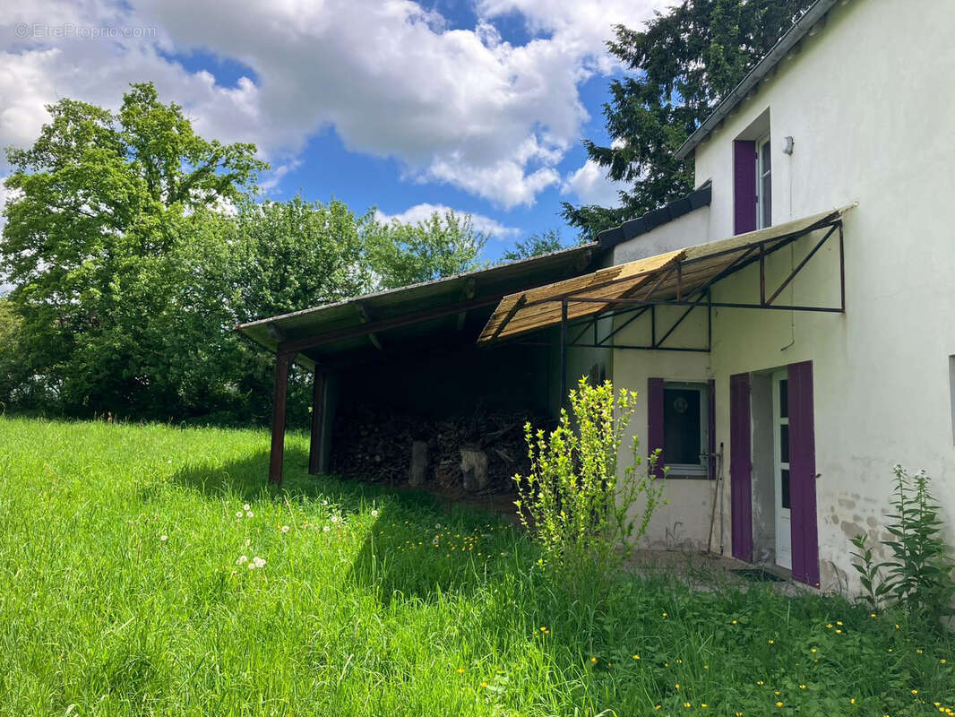 Maison à SAINT-MARCEL-EN-MARCILLAT