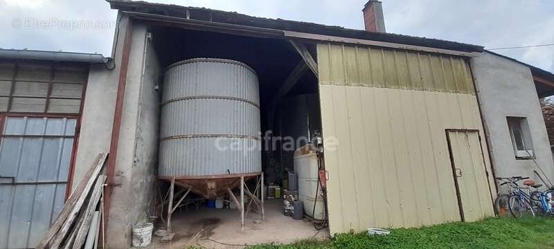 Maison à LURCY-LEVIS