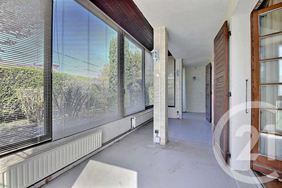 Maison 159 m² à Allinges  - photo 8