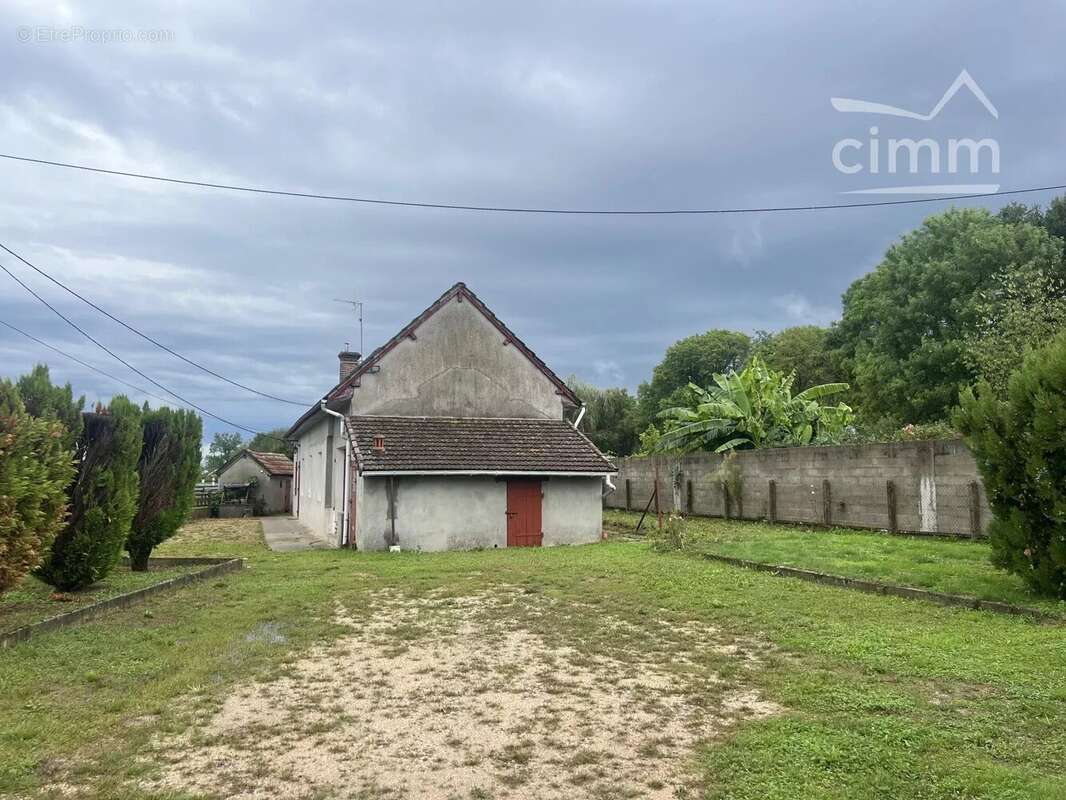 Maison à PIERREFITTE-SUR-LOIRE