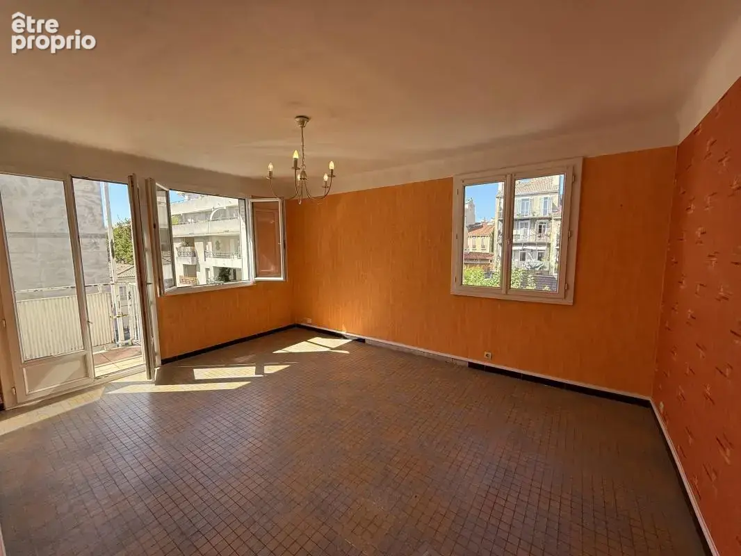 Marseille 5e / Conception – T4 avec balcon – Idéal RP ou investissement colocation - photo 2