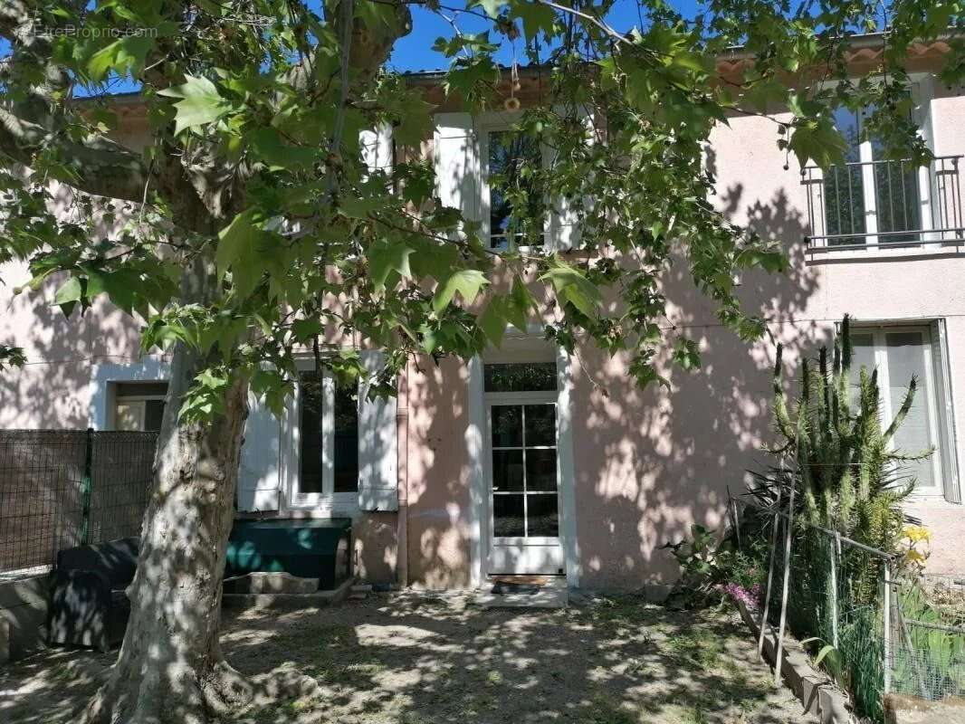 Maison à SERNHAC
