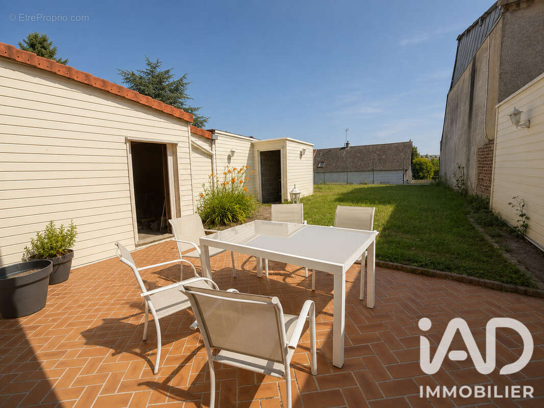 Maison 75 m² à Avesnes-Le-Comte  - photo 8