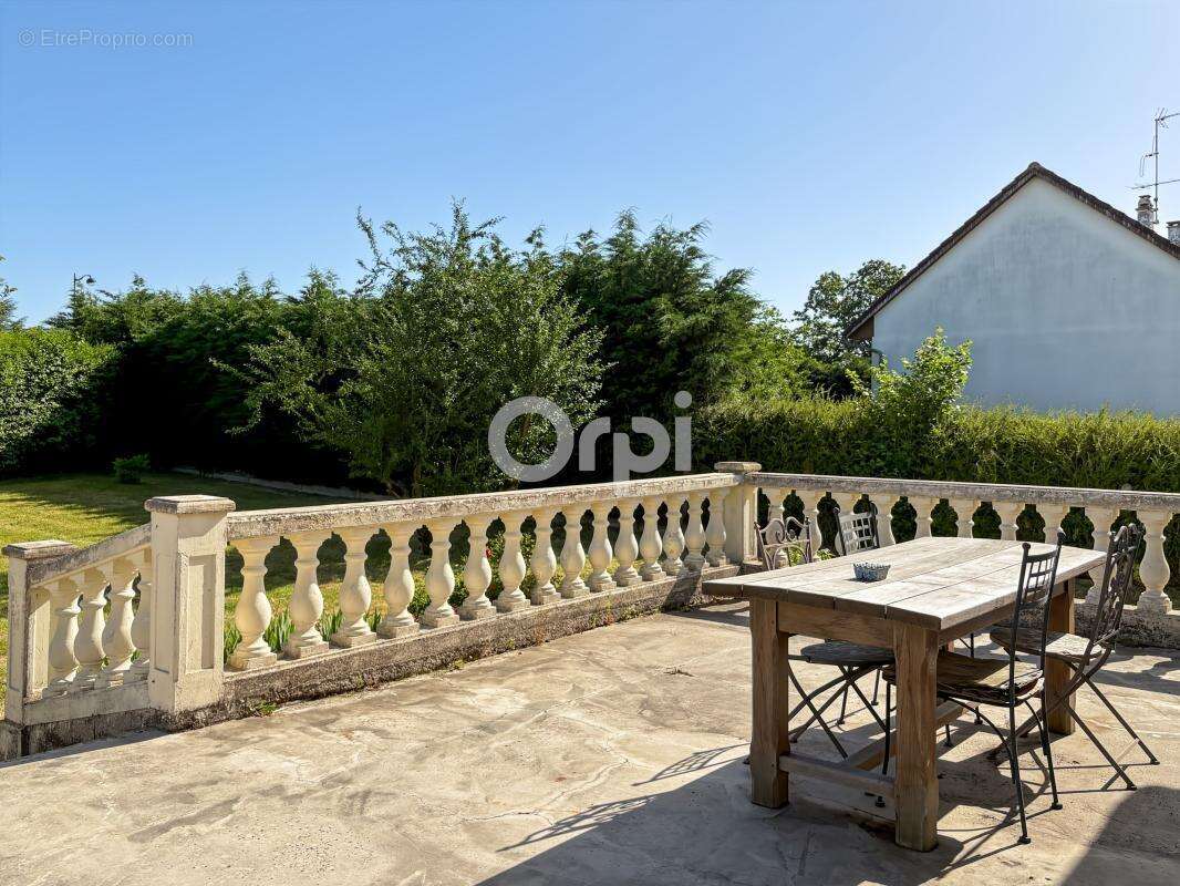 Maison à LE PLESSIS-GROHAN