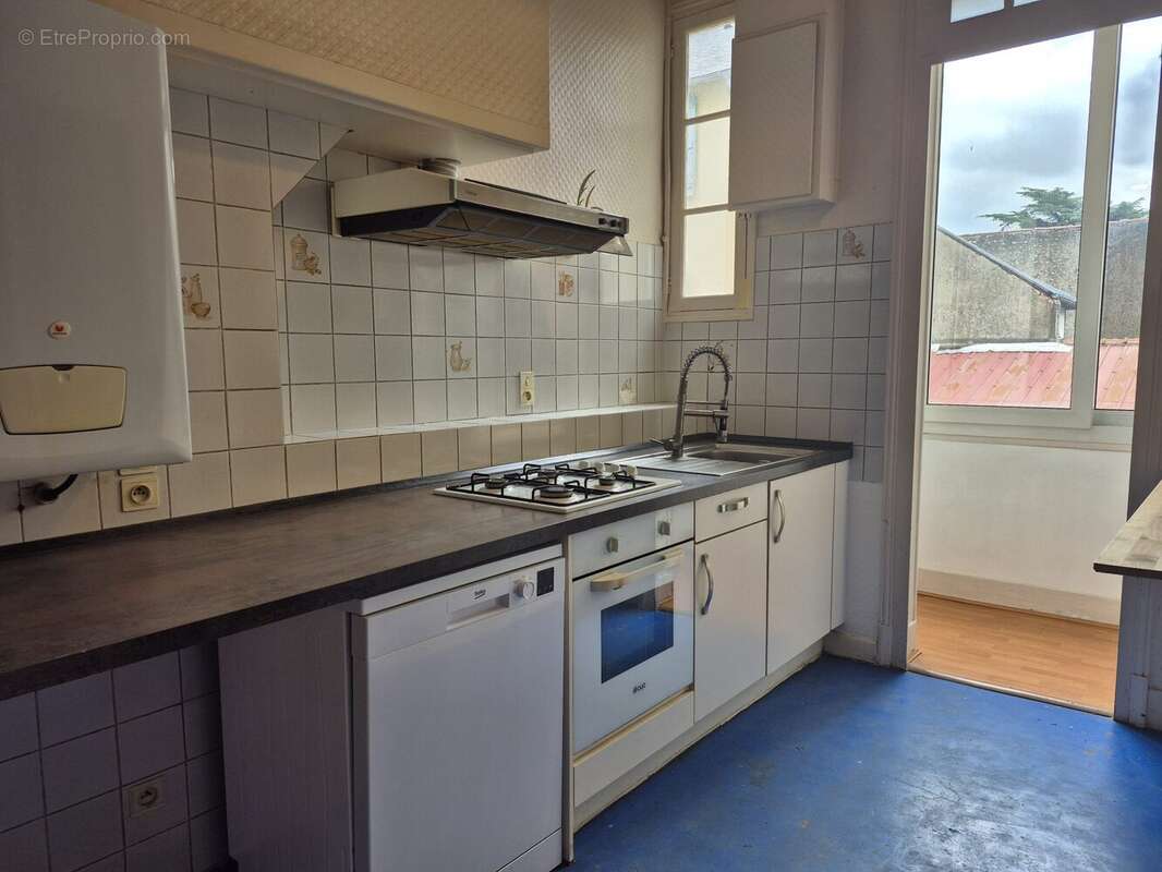 Appartement 102 m² à Tarbes  - photo 6