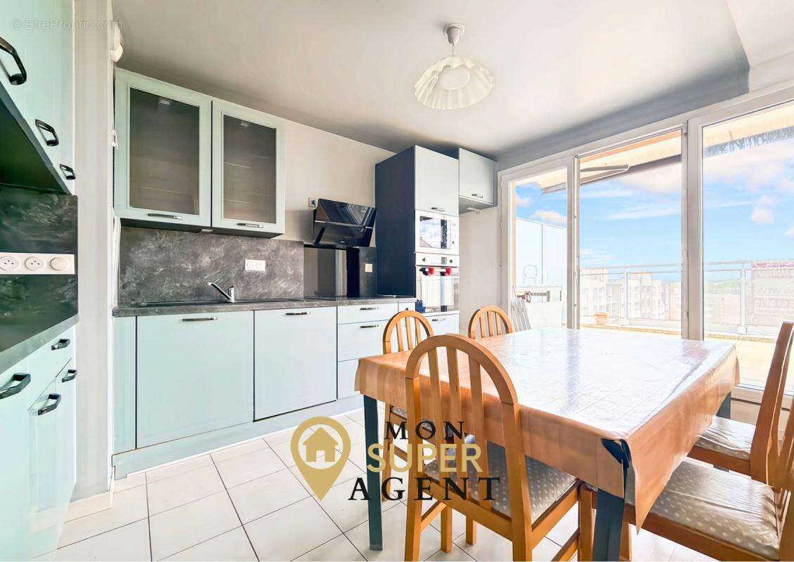 Appartement à MELUN