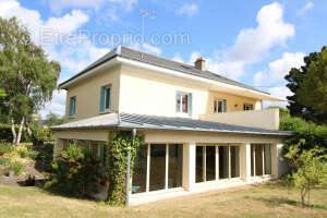 Saint-sylvain-d'anjou, maison 6 chambres, grand terrain - photo 6