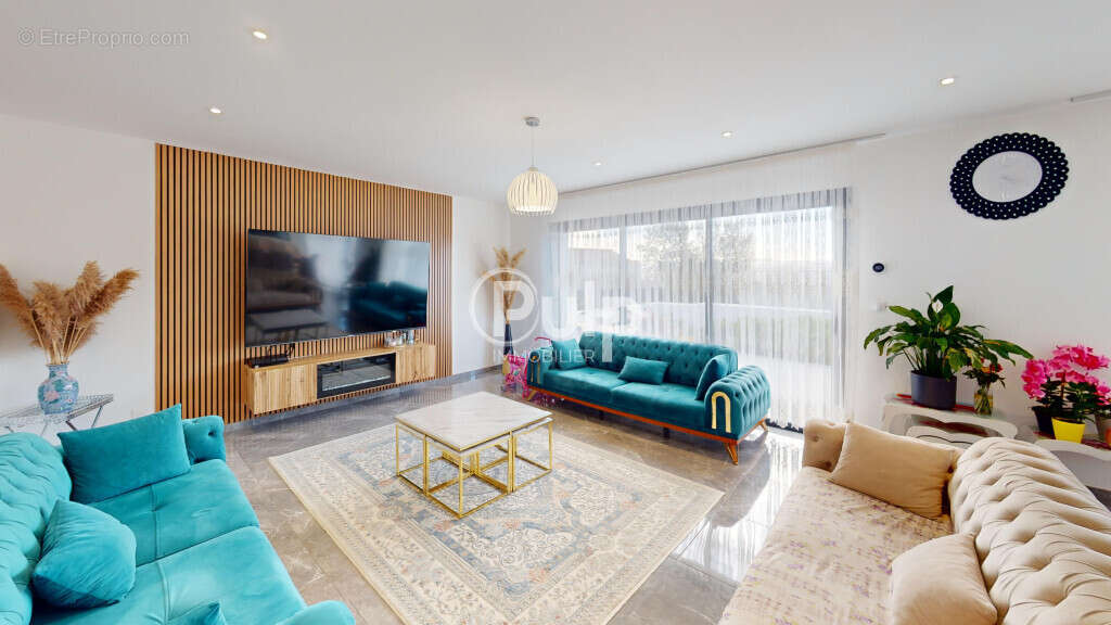 Maison à LES SORINIERES