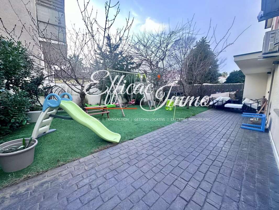 Bien à usage mixte de 154,51 m² avec garage, jardin et prestations haut de gamme - photo 16