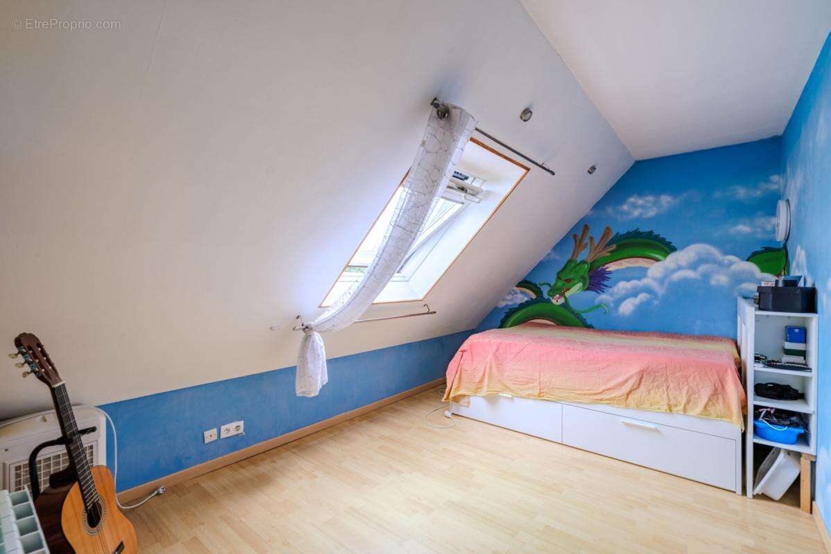 Maison à BONNIERES-SUR-SEINE