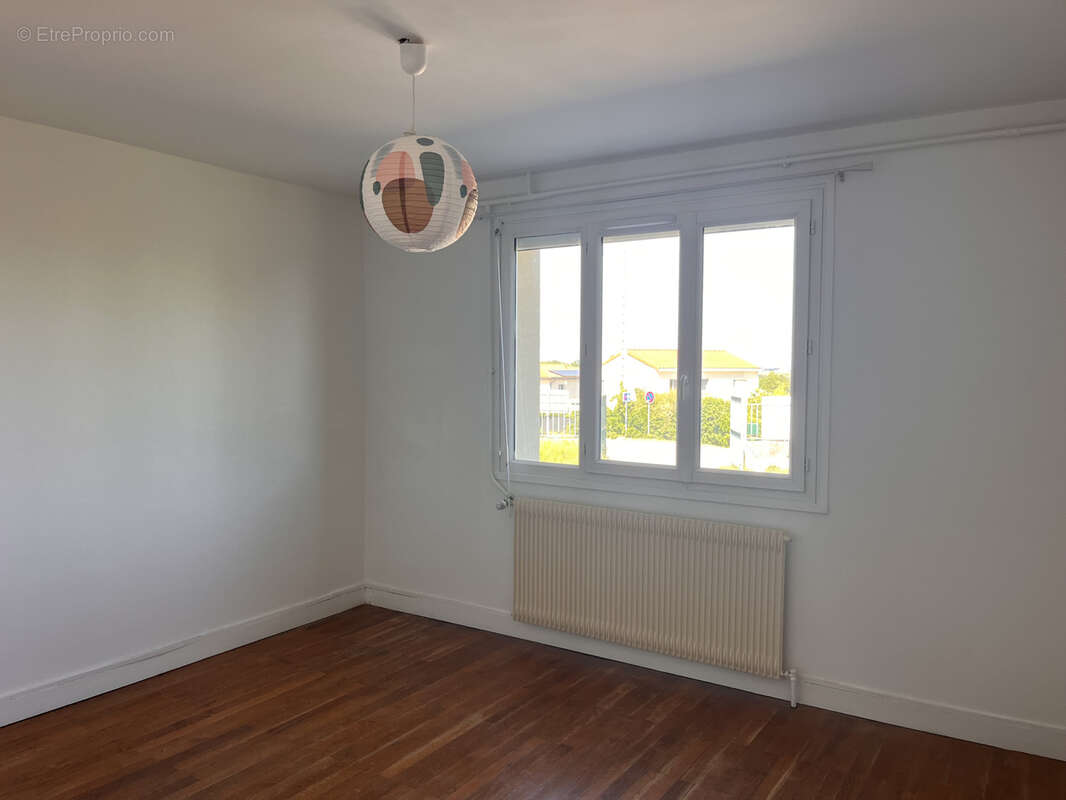 Appartement à MORNANT