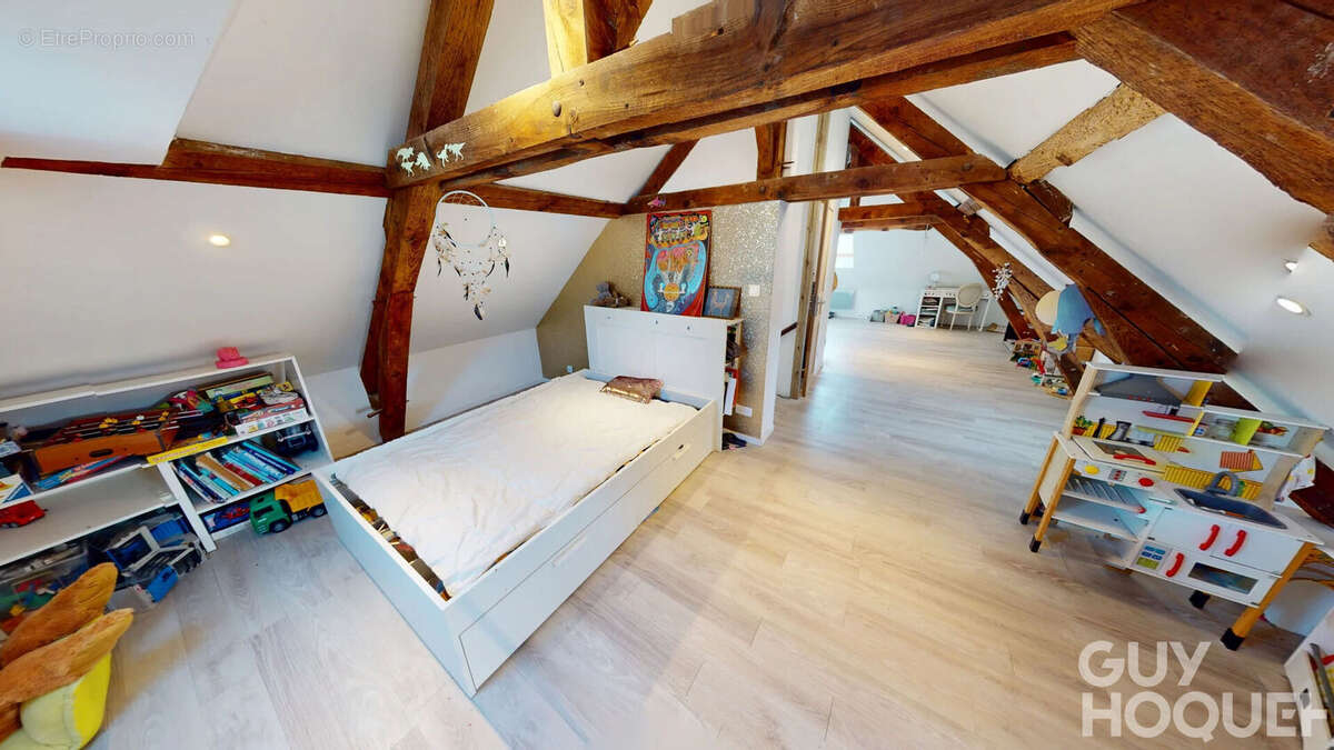 Maison à OS-MARSILLON