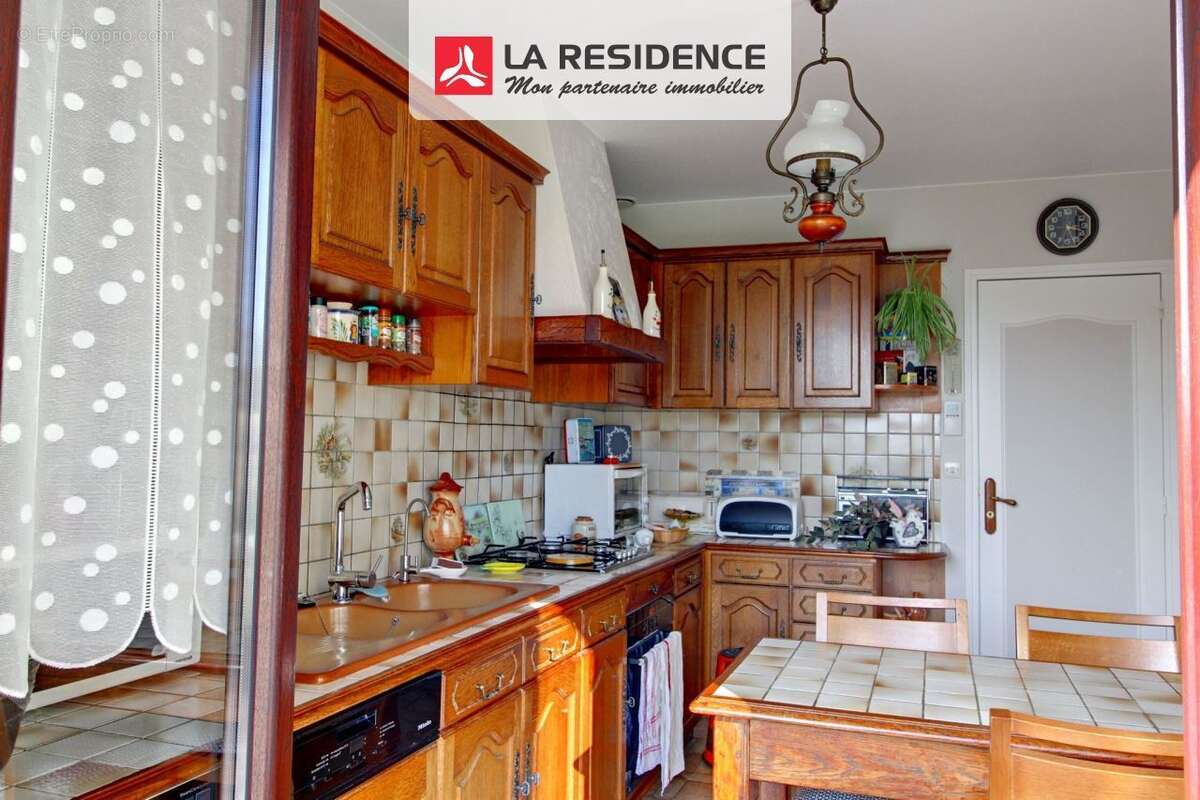 Maison à LES MUREAUX