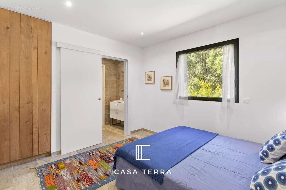 Maison à PORTO-VECCHIO