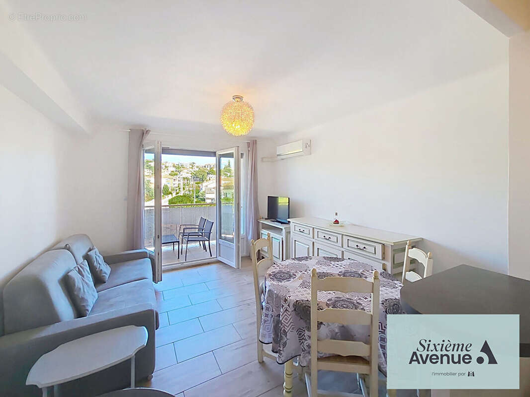 Appartement à SIX-FOURS-LES-PLAGES