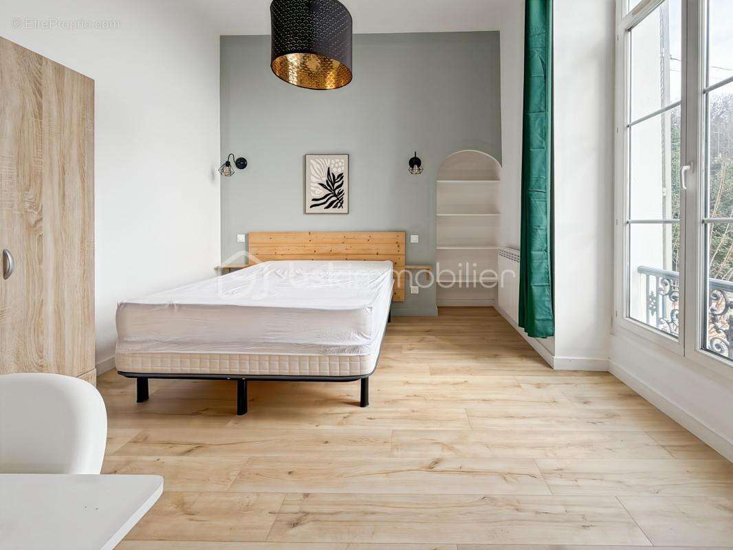 Appartement PRESTIGE F4/F5 Rive droite 113 m2  - 4 chambres - cave et parkings - photo 5