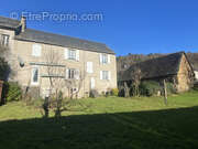 Maison à SAINT-CHAMANT