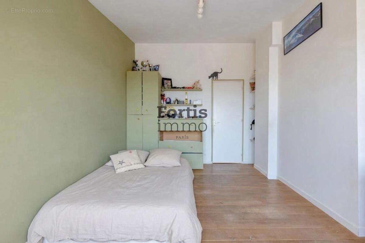 Suresnes - propriete contemporaine d'exception vue sur paris - photo 24