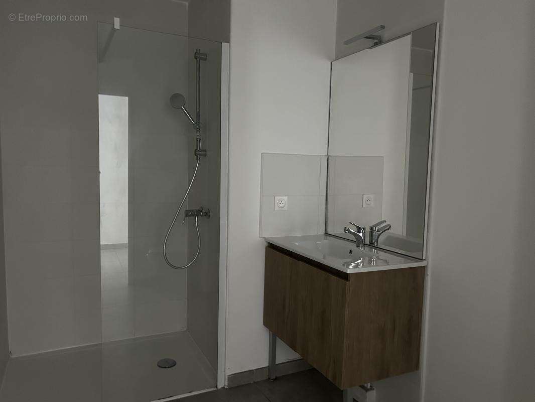 Appartement à MARSEILLE-9E