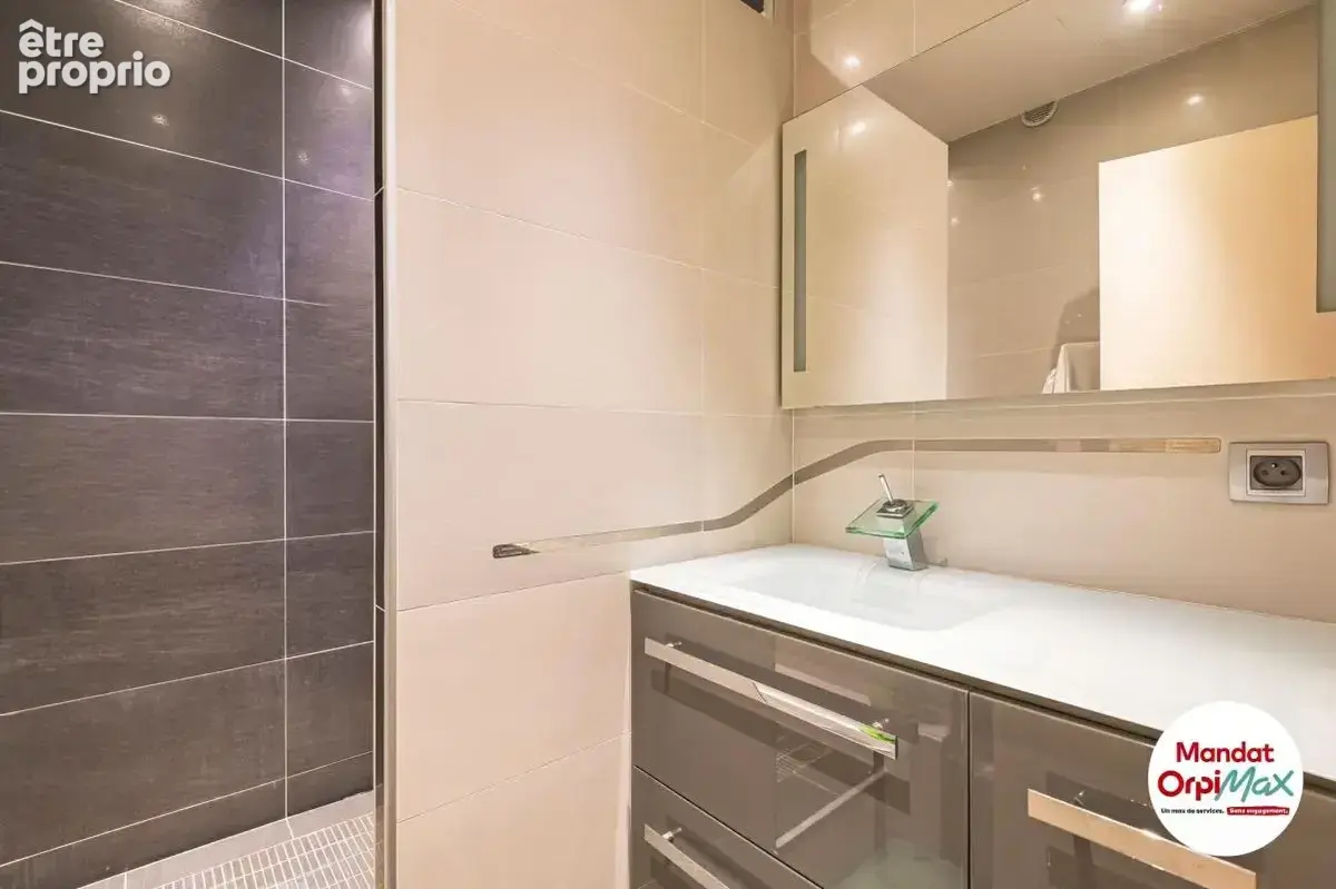 Appartement T5 avec stationnement - photo 5