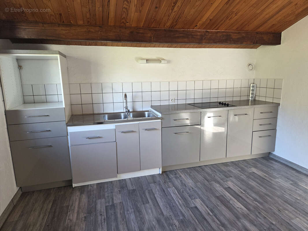 Appartement à GRANGES-NARBOZ