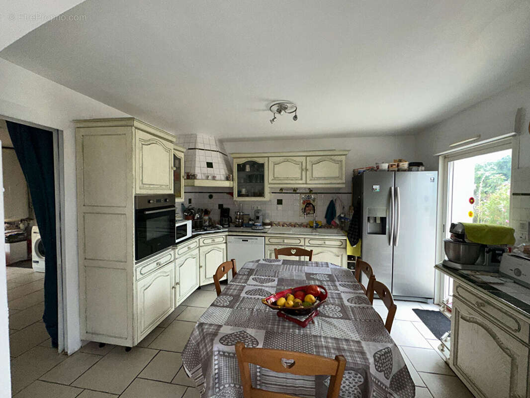 Maison à BOURCEFRANC-LE-CHAPUS