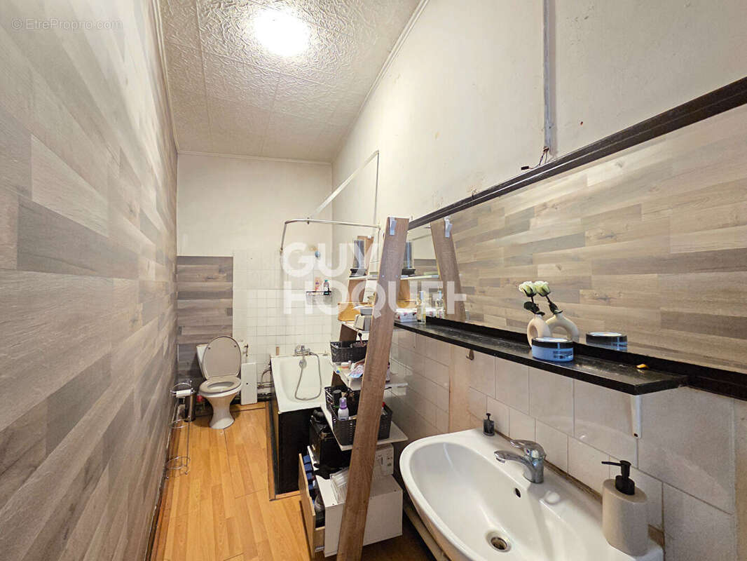 Appartement à MONTMERLE-SUR-SAONE