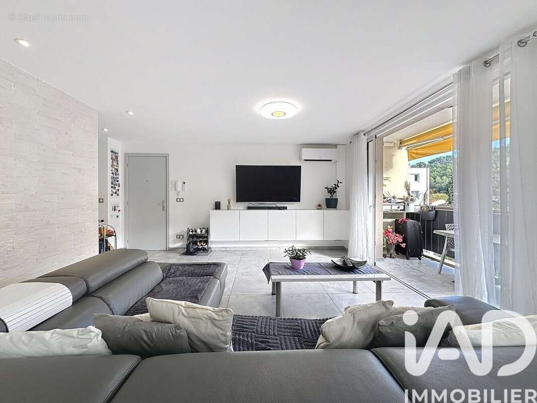 Photo 2 - Appartement à CARNOUX-EN-PROVENCE