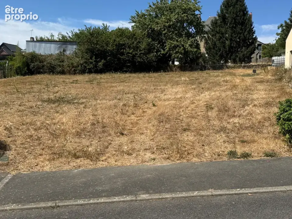 Terrain à CUILLE