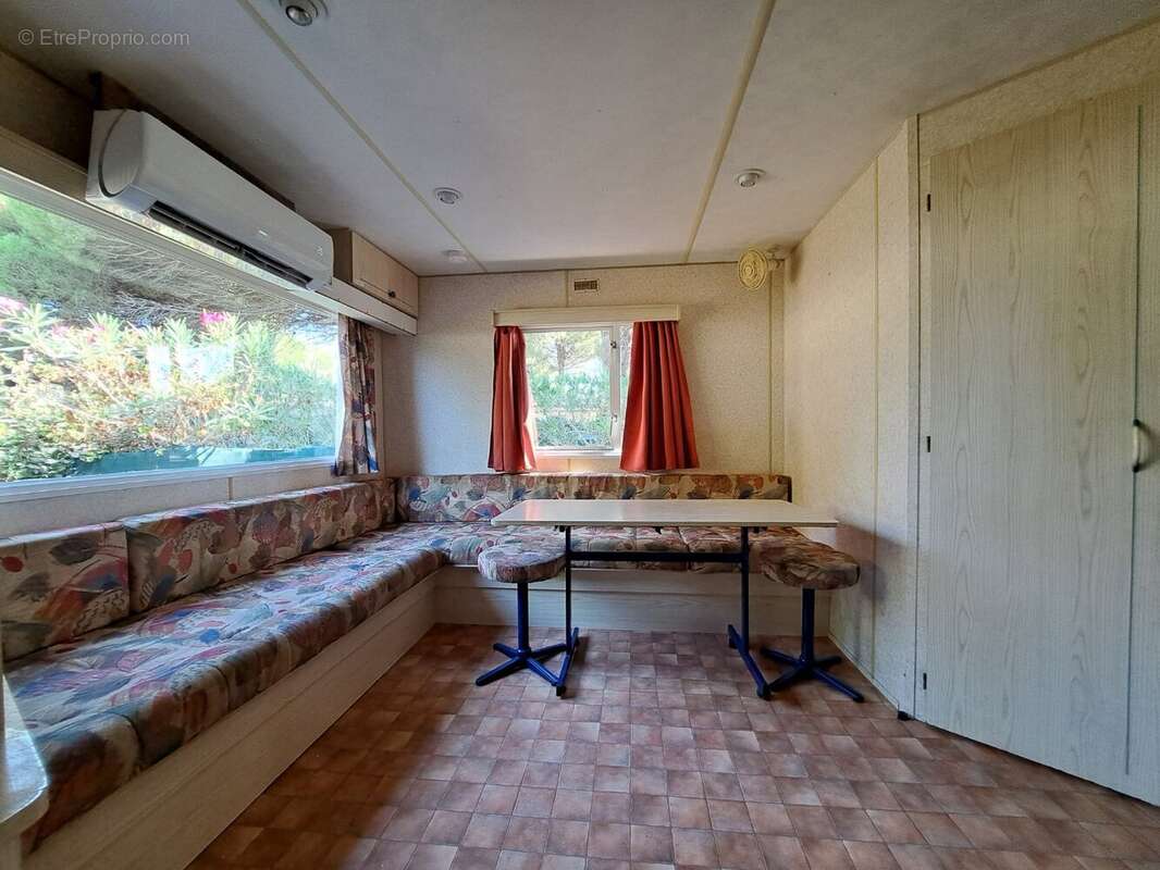 Très joli terrain de loisir avec mobil home - photo 5