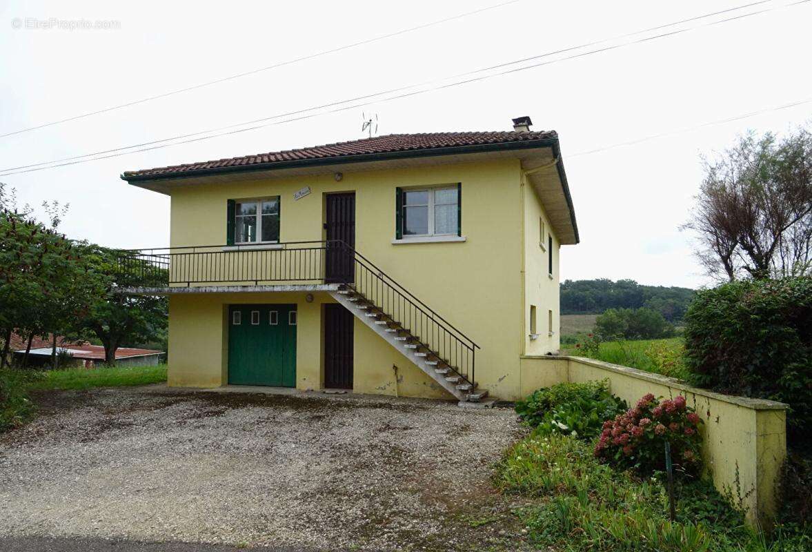 Maison à SAINTE-COLOMBE