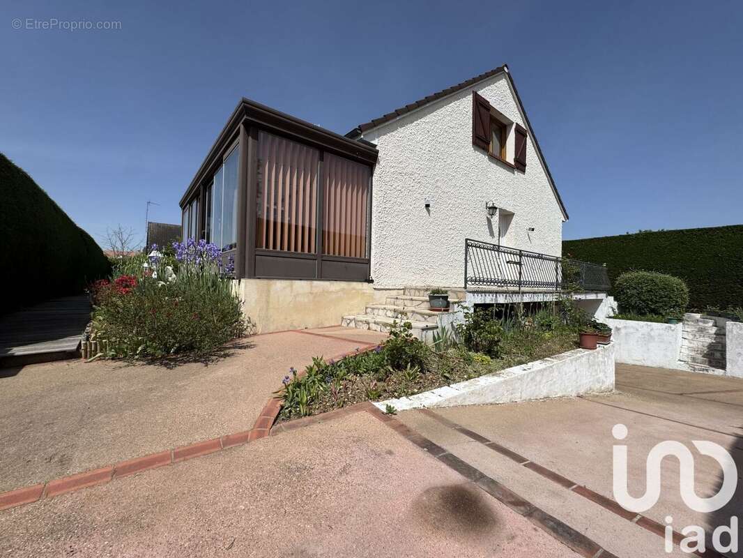 Photo 3 - Maison à SAINT-DENIS-LES-PONTS