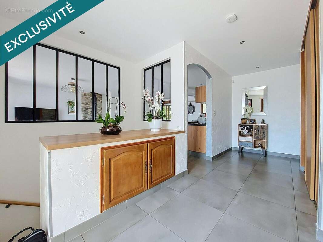 Maison 198 m² à Houdreville  - photo 6