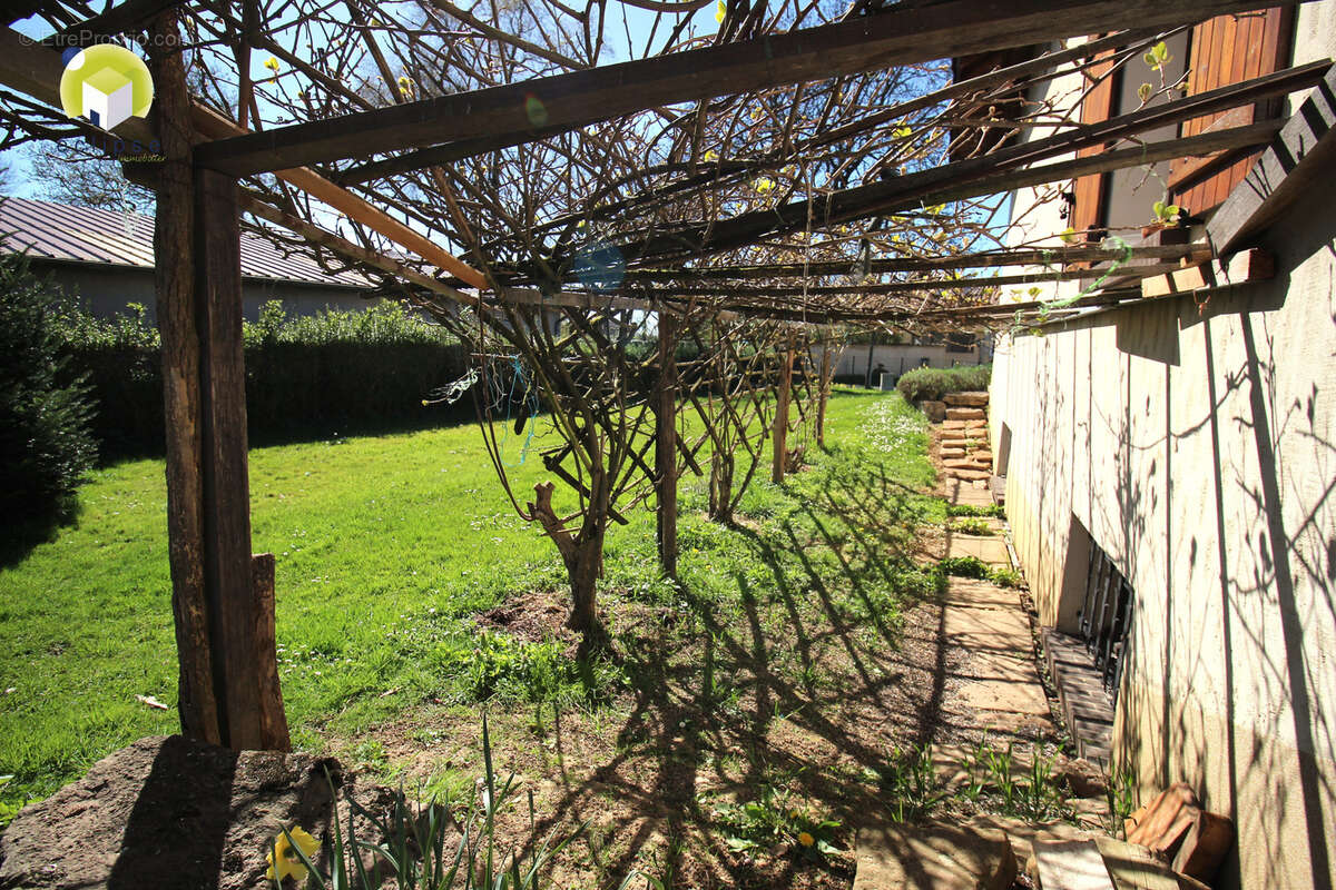 Maison à CONFRANCON